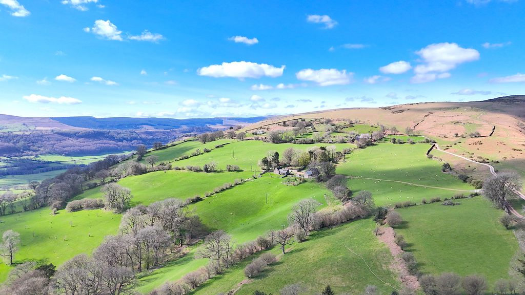 Aerial View- click for photo gallery